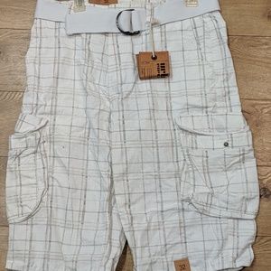 Urban Pipeline Cargo Shorts - NWT - Size 32
